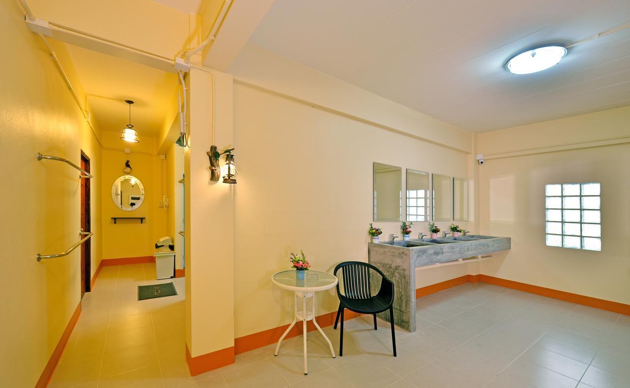 Chaofar De Hostel Krabi town Екстериор снимка